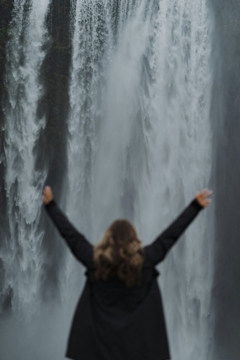 karsten-winegeart-5TJDnqfqejA-unsplash